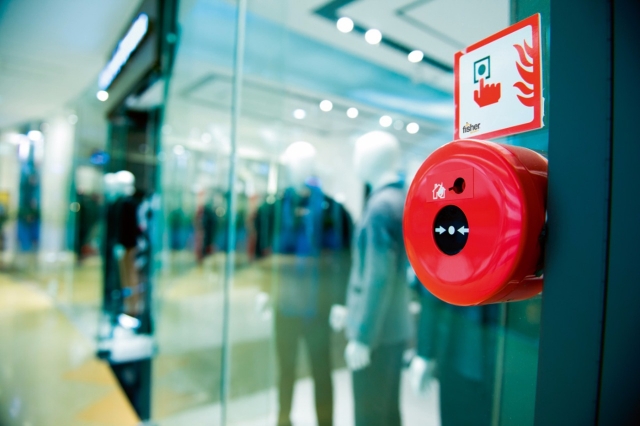 До конца апреля все торговые центры Подмосковья проверят на пожарную безопасность