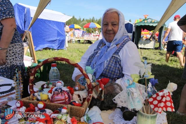 Более 120 фермеров и ремесленников представили свою продукцию на фестивале «Молочная река» в Рузском городском округе