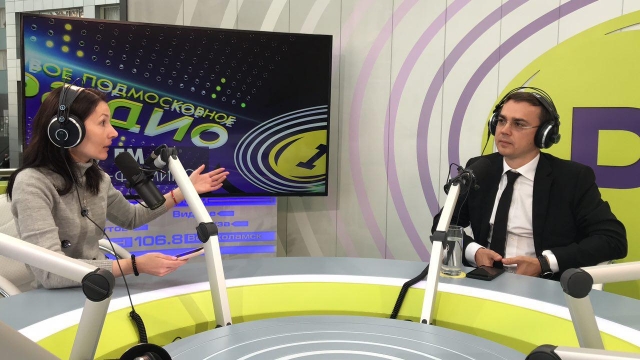 Большое интервью Максима Тарханова выйдет на «Радио 1» 27 сентября