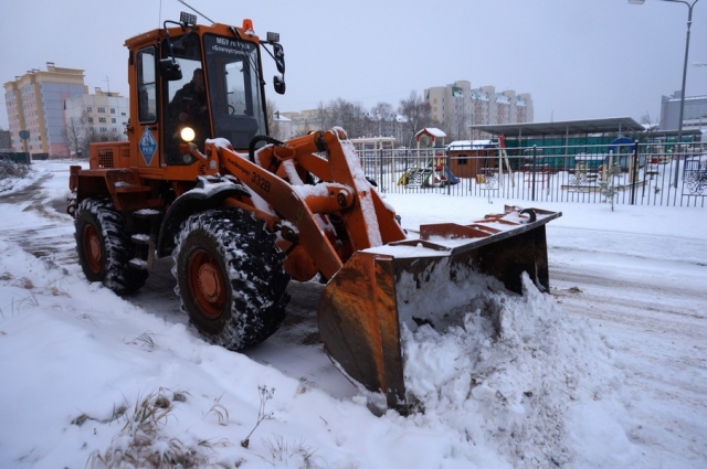 Более 60 единиц техники вышло на уборку Рузского городского округа от снега