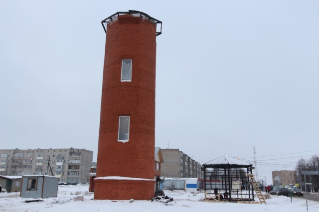 В поселке Колюбакино завершают реконструкцию водонапорной башни