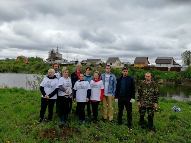 Акция «Лес Победы» прошла в поселке Колюбакино Рузского городского округа