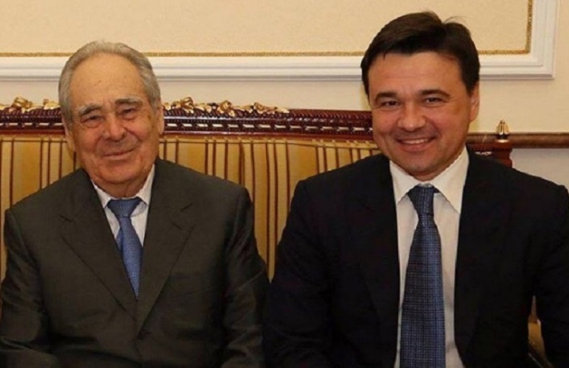 Губернатор поздравил первого президента Татарстана с 80‑летним юбилеем