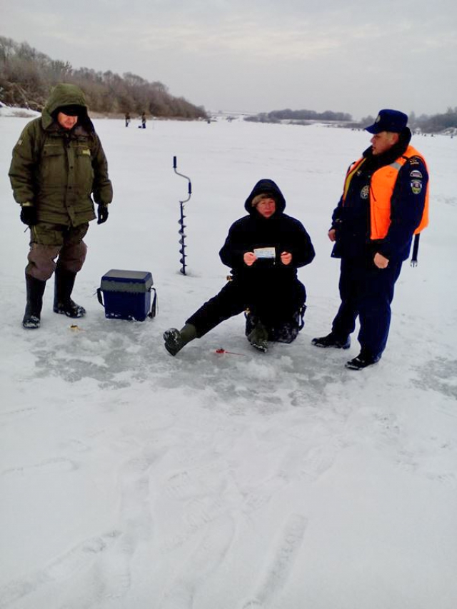 В Московской области усилено патрулирование покрытых льдом водоемов