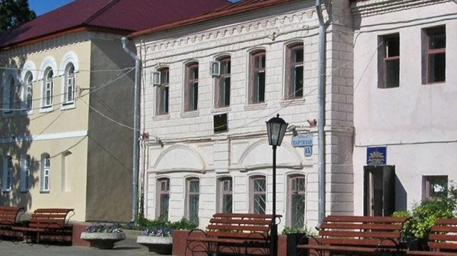 Установку табличек с историческими названиями улиц приостановили в Рузском округе