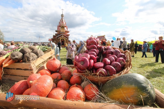 Более тысячи человек посетили фестиваль «Подворье в селе Сумароково» в Рузском городском округе