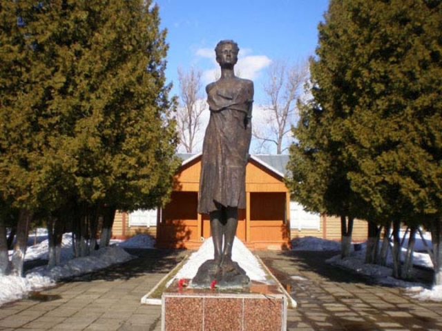 Более 400 млн руб выделили на строительство музея Зои Космодемьянской в Рузе