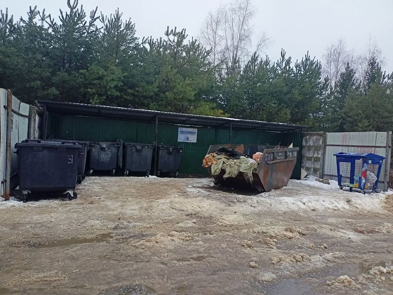 В Рузском округе приводят в порядок контейнерные площадки
