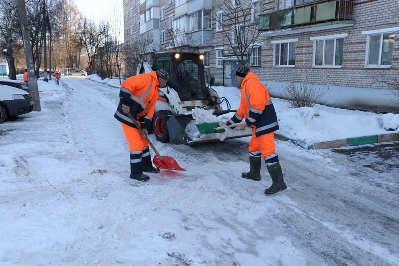В Рузском округе ликвидируют последствия снегопада 