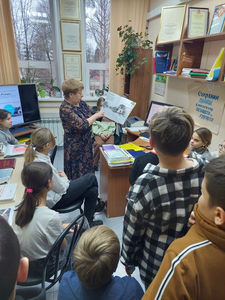 Пятиклассники из Сытьковской школы посетили Рузский архив