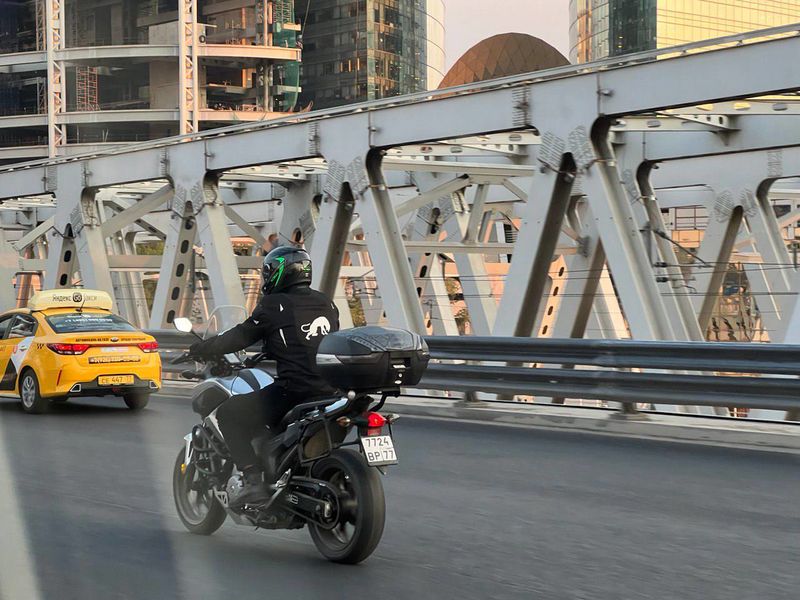 Будьте осторожны – на дороги выезжают мотоциклисты